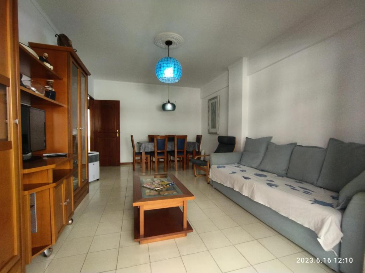 Cozy Apartment In Quarteira Bagian luar foto