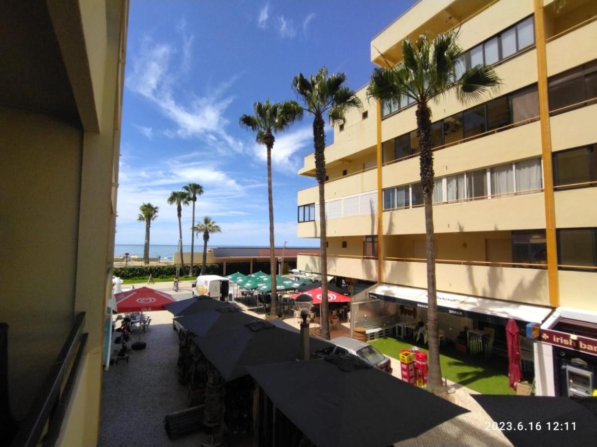 Cozy Apartment In Quarteira Bagian luar foto