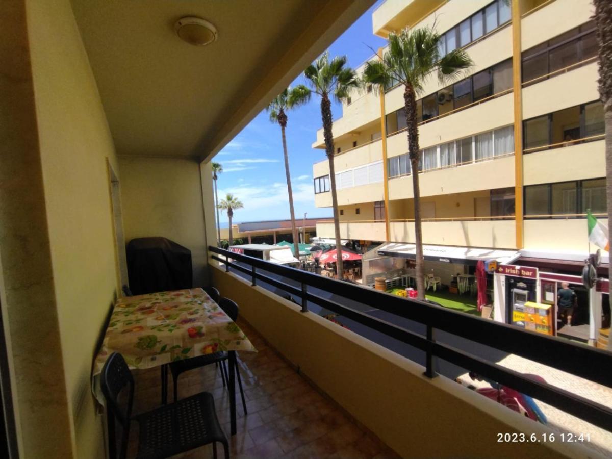 Cozy Apartment In Quarteira Bagian luar foto