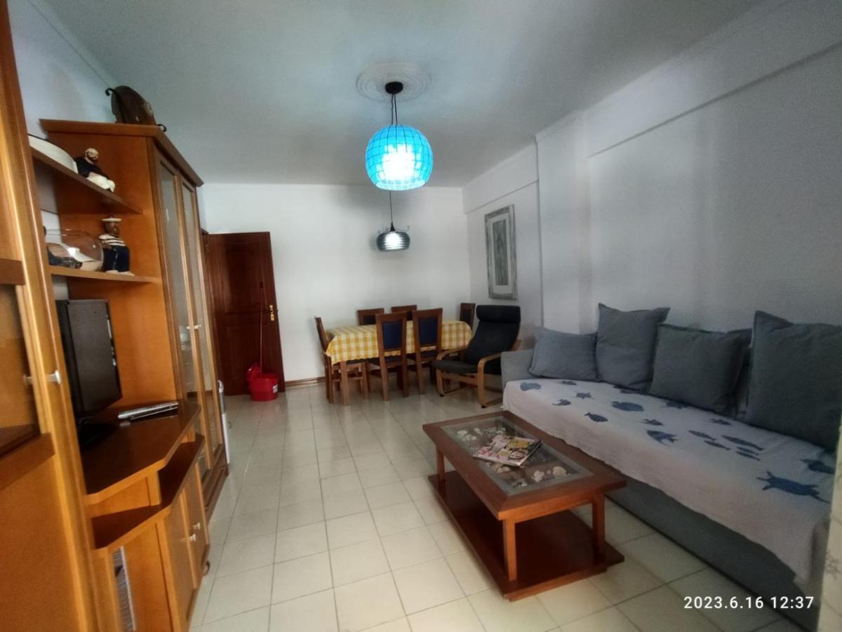 Cozy Apartment In Quarteira Bagian luar foto
